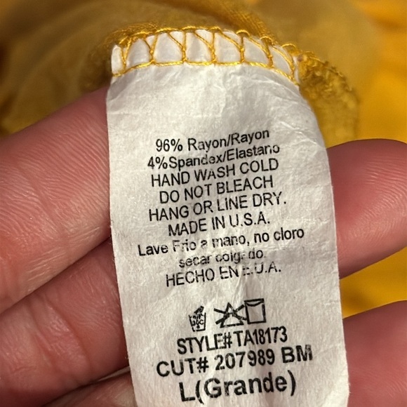 Large Savage Ripped Design Graphic Yellow Top - Picture 6 of 10